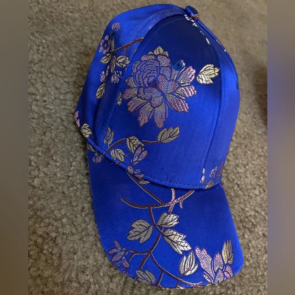 Forever 21 Satin Floral Blue Cap - Picture 2 of 4